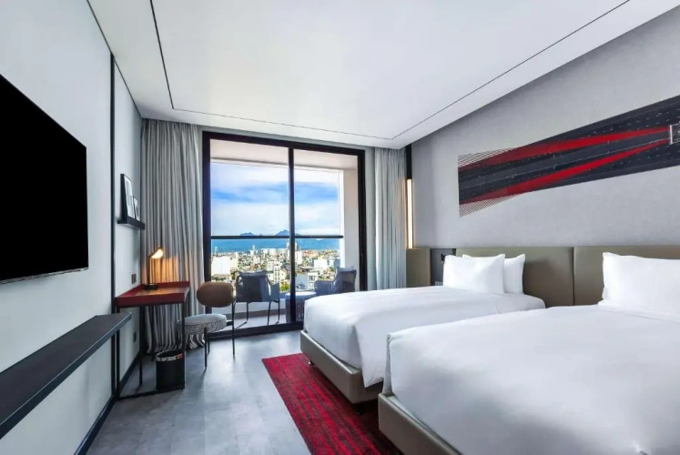 Superior Double room with balcony and with city view