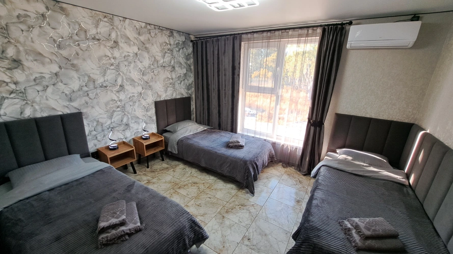 Comfort Triple room with view
