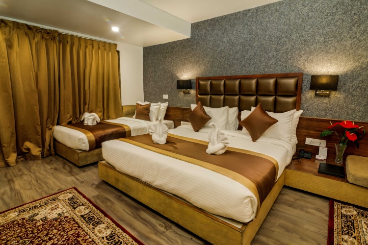 Premium Triple room