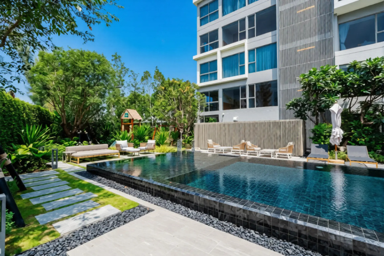 Comfortable with panoramic view in Laguna Apartments