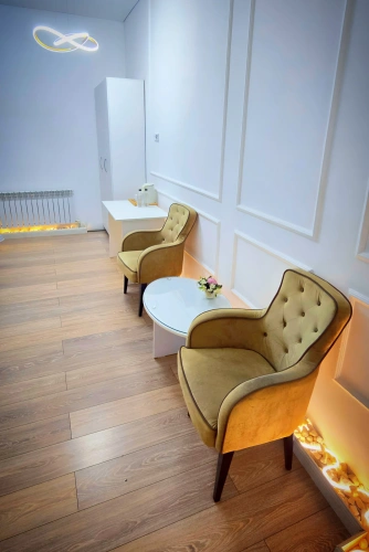 Superior Double Basement room