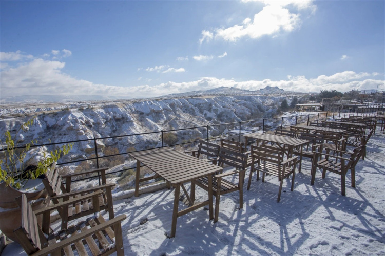 Kistar Cave Hotel