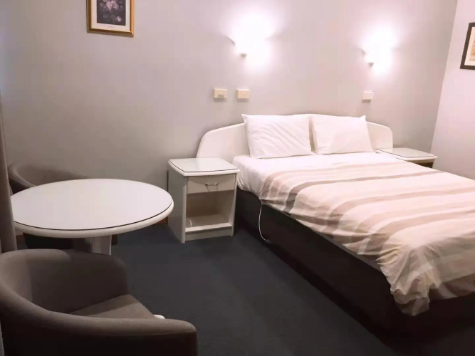 Casey on princes Hostel