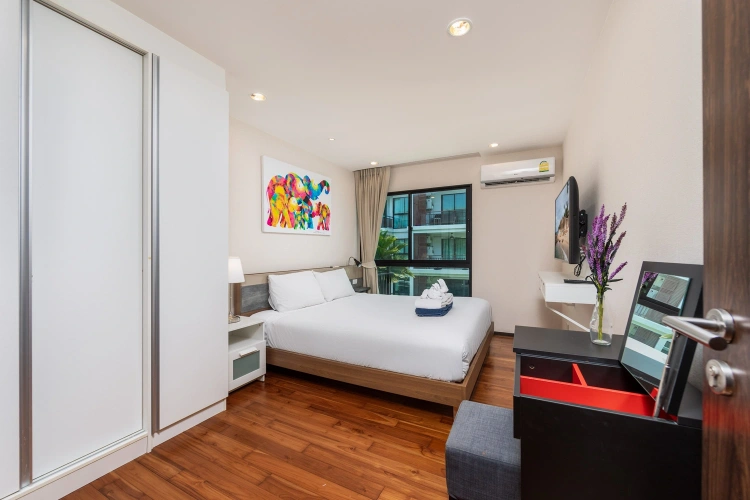 1 Bedroom Apartment with balcony