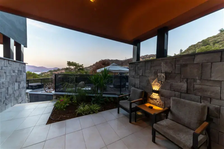 Deluxe room with forest view
