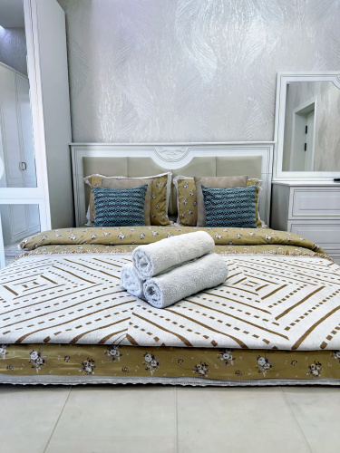 Zhiloy Kompleks Bobur Elit Flat
