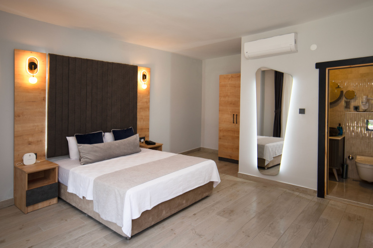 Economy room