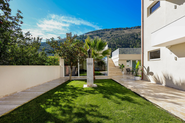 Luxury Mimani 2 Apartments