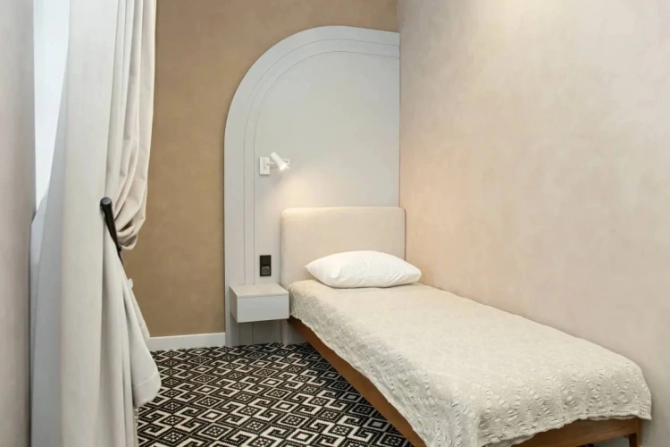 Standard Single room with park view
