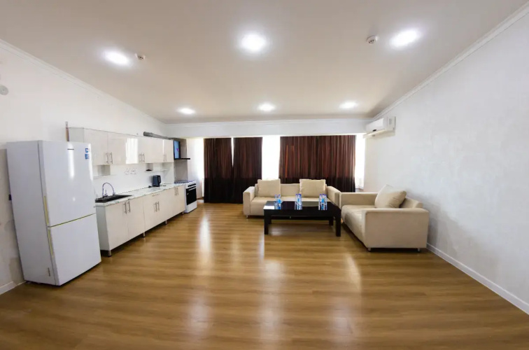 Grand Avenue Hotel