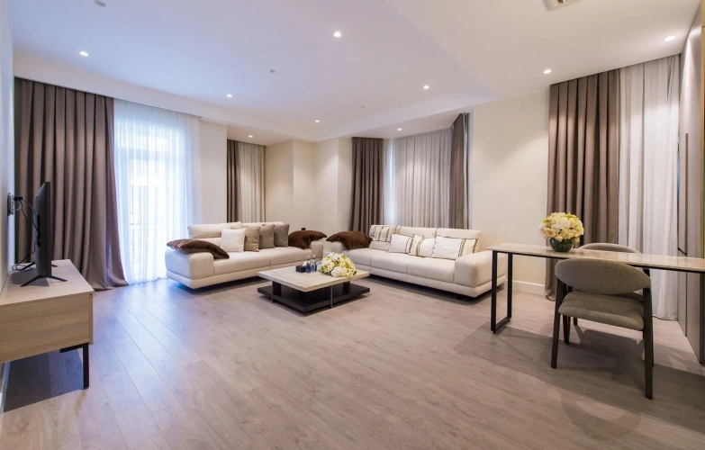 2 Bedrooms Apartment