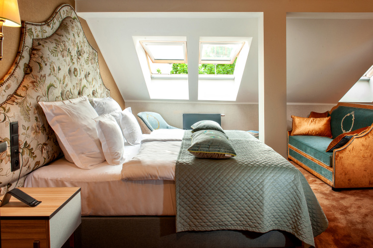Standard Double room with view