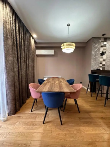 2 Bedroom Apt On Republic Square Apartments