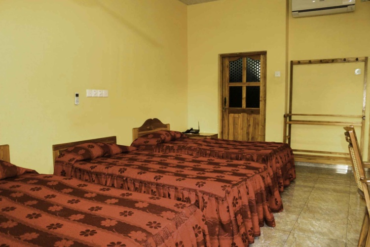 Standard Triple room with balcony