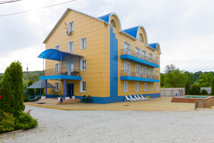 Otel' Idillija