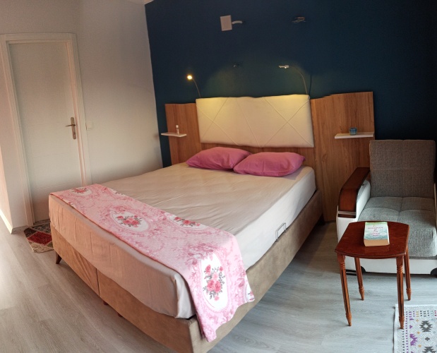 With Private Entrance Double room with balcony