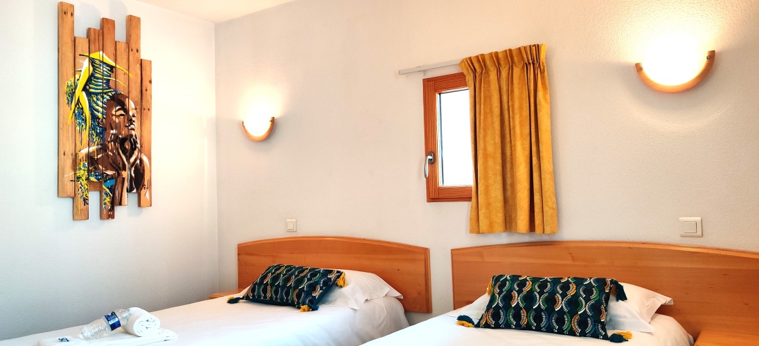 Standard Twin room