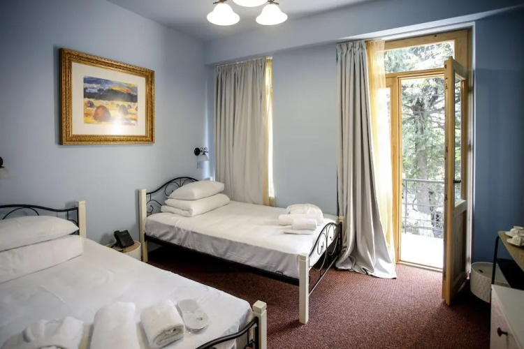 Magnolia Hotel