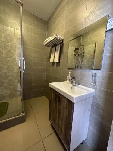 Tarlan Hotel