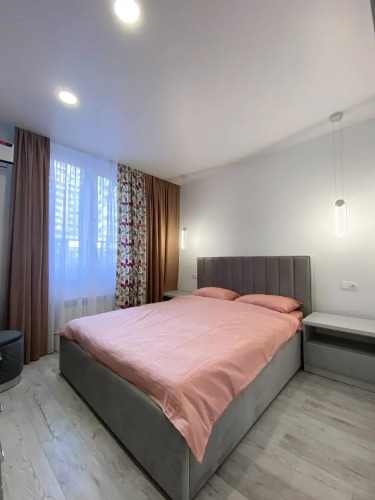 Фотография номера квартиры Апартаменты с двумя кроватями, балконом и ванной, с 15 по 17 этаж