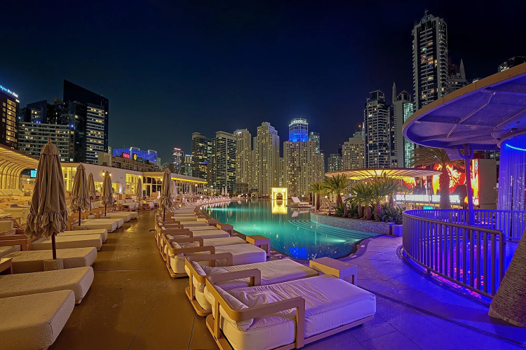 Marriott 1BR with Dubai Marina View Apartments