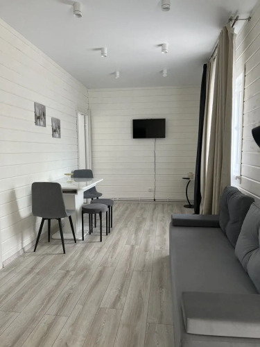 Фотография номера Коттеджа Частный дом Трехкомнатные в Таунхаусе у Источника Архангела Михаила