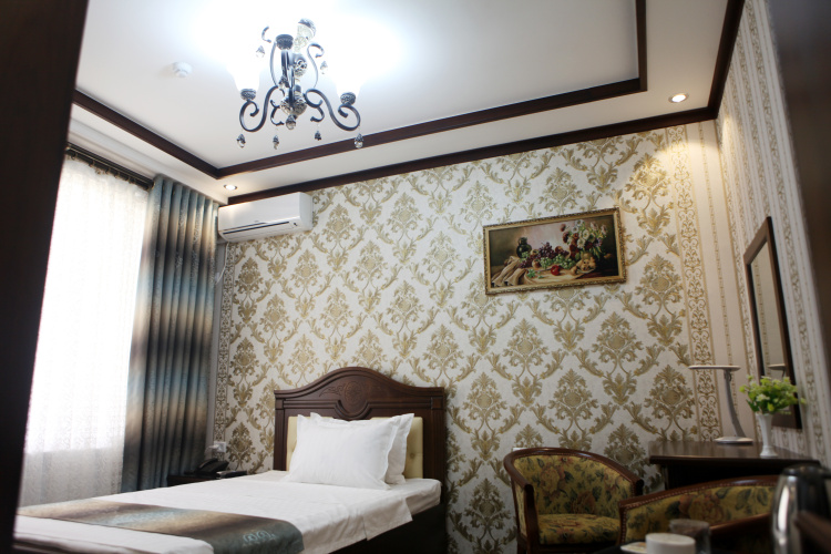 Deluxe Single room