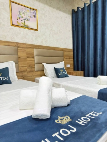 Standard Twin room with city view