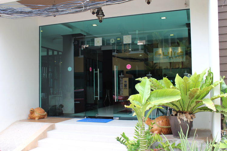Fulla Place Hotel