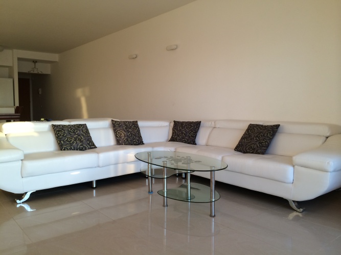 4 Bedrooms Apartment with balcony and with view