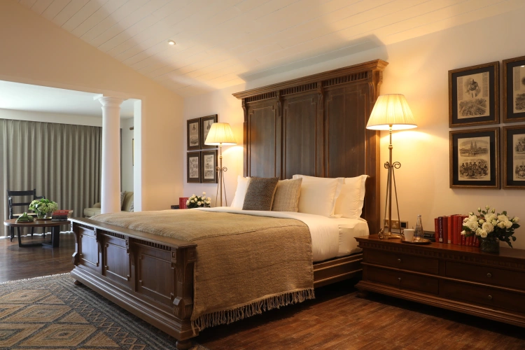 Executive Double Suite with mountain view