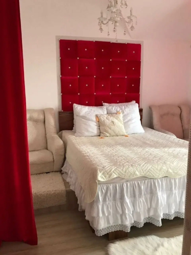 Фотография номера квартиры Квартира 2х Комнатная Vip-студия Красная