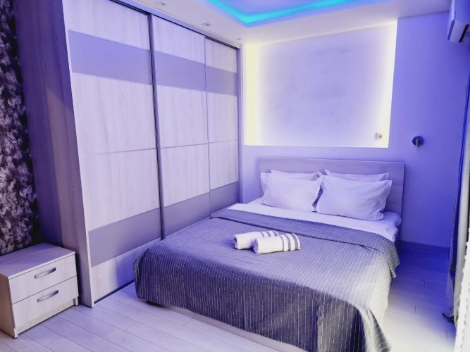 2 Bedrooms Apartment with view