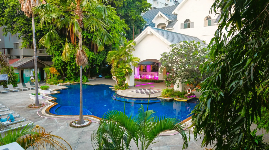 Pooh Beach Resort & Spa - Pattaya