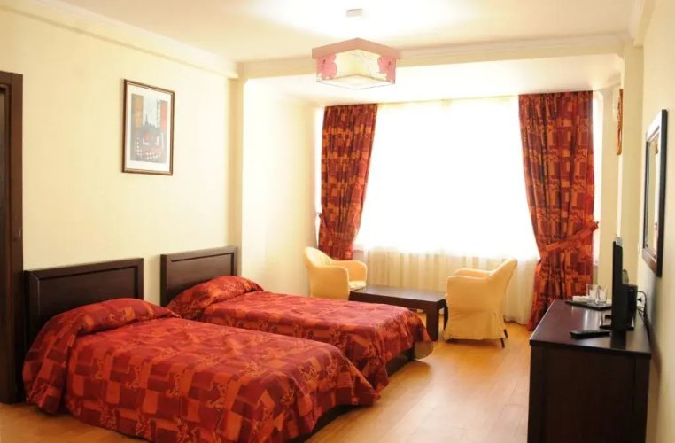 Leonardo Hotel
