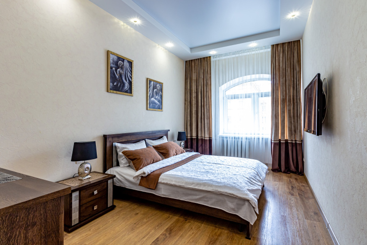 2 Bedrooms Double Apartment with city view