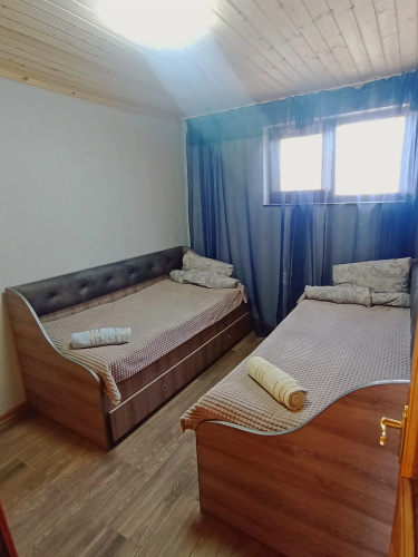 Amrakits Canyon Guest house