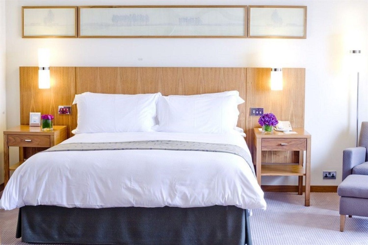 Canary Riverside Plaza Hotel photo 8