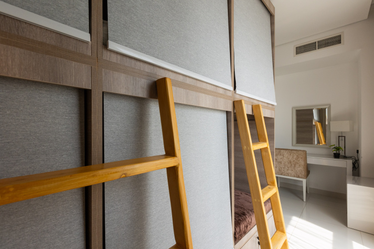 Bed in Dorm with balcony and with city view