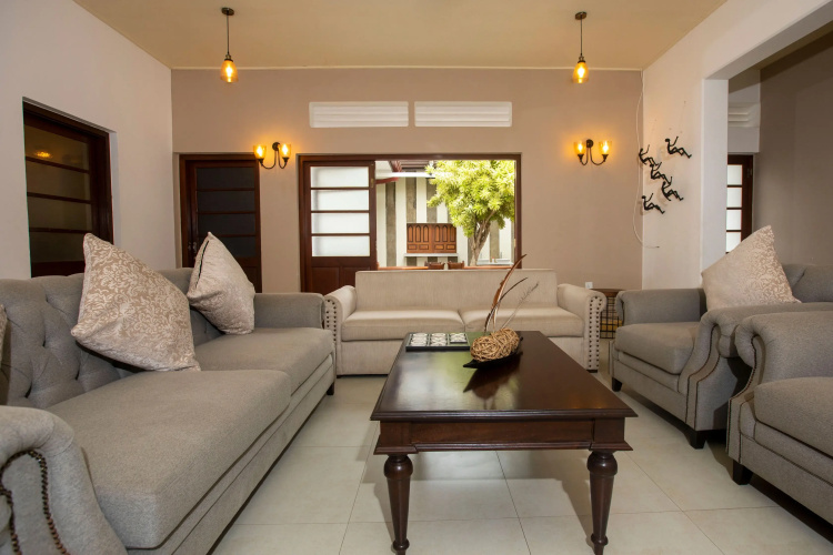 Sathmin Villa