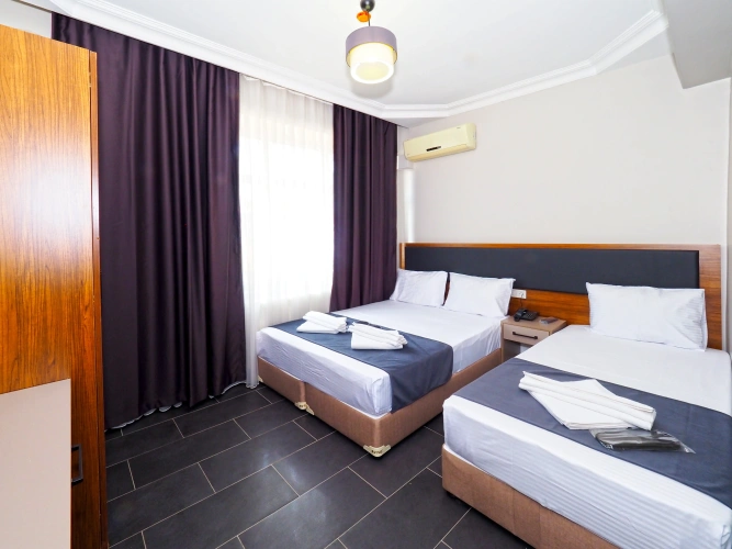 Superior Triple room with city view