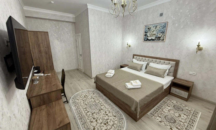 Standard Double room with view