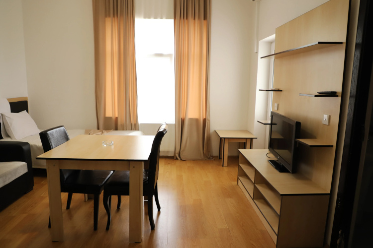Arena Qakh Hotel