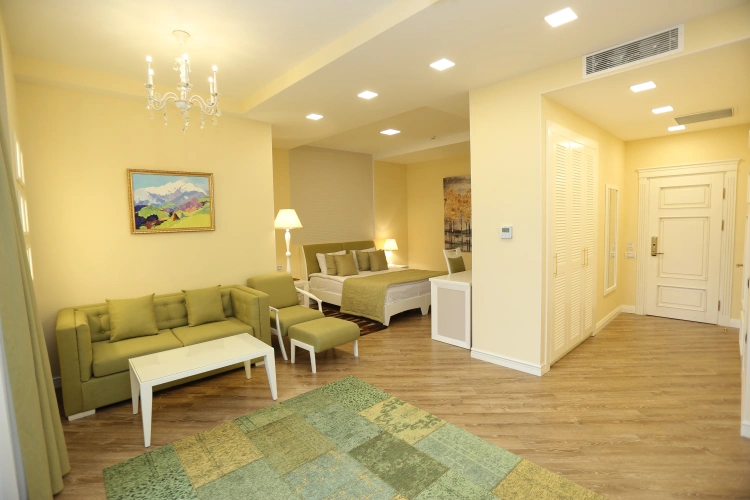 Superior Suite