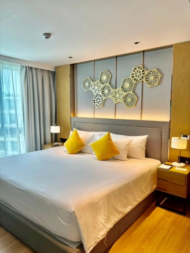 Deluxe Double Suite with balcony