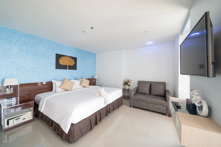 Deluxe Suite