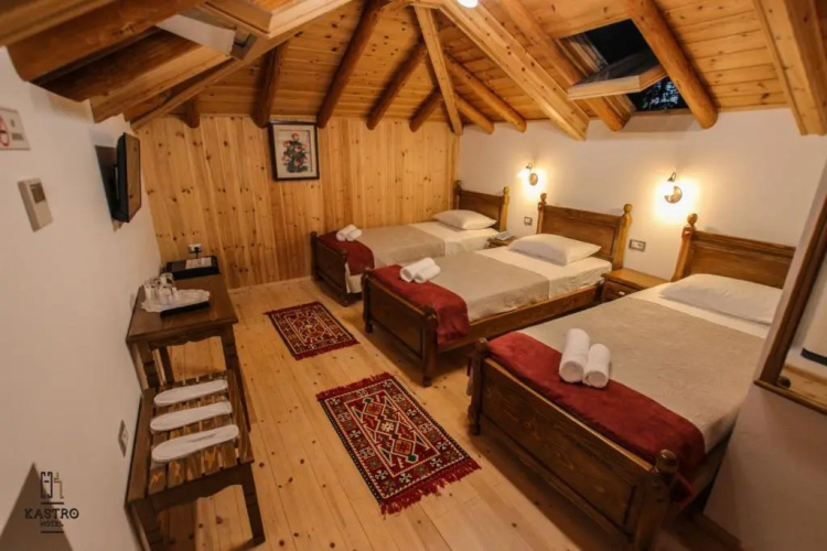 Kastro Hotel