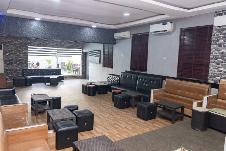 Mayors & Diplomat Suite GRA Hotel