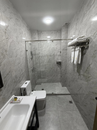 Loren Hotel