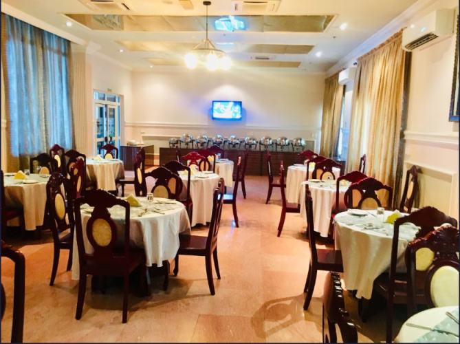 Peninsula Towers Hotel